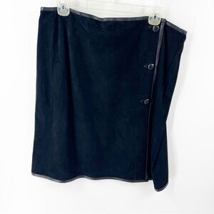 ✅‎ NWT TALBOTS BLACK LEATHER/SUEDE SKIRT WITH BUTTONS SIZE 14